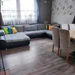 아파트 Katica Vendeghaz *